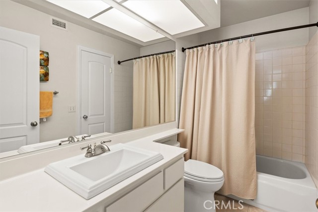 Detail Gallery Image 19 of 25 For 25867 Mcbean #89,  Valencia,  CA 91355 - 2 Beds | 2 Baths