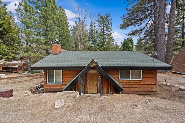 Detail Gallery Image 2 of 29 For 731 Yukon Rd, Green Valley Lake,  CA 92341 - 2 Beds | 1 Baths