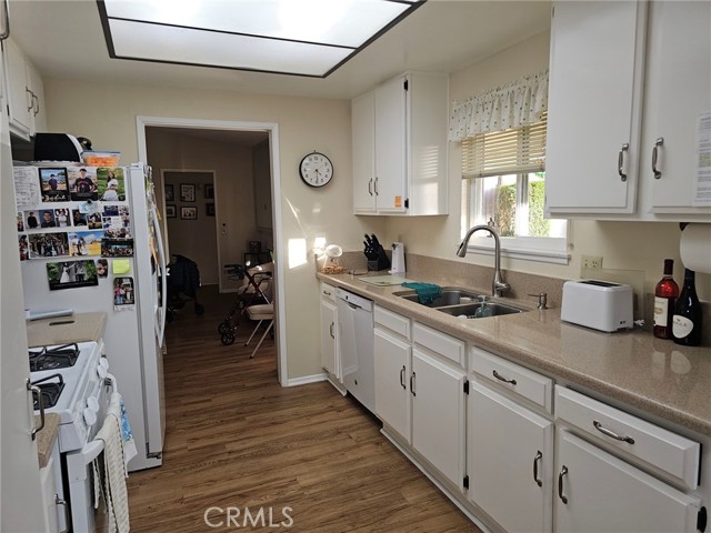 Detail Gallery Image 2 of 26 For 2637 Mirada St, Highland,  CA 92346 - 4 Beds | 2 Baths