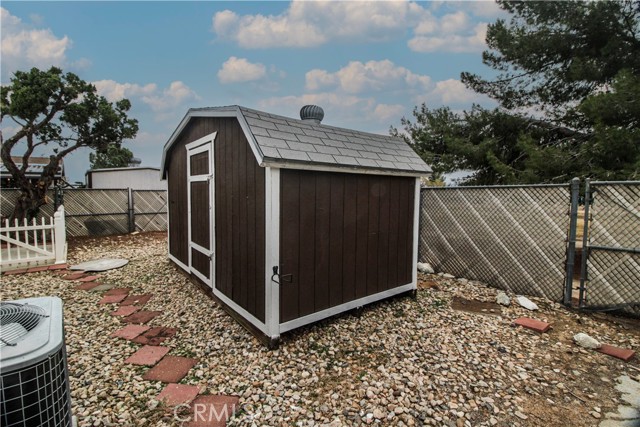 Detail Gallery Image 22 of 25 For 13829 Riviera, Victorville,  CA 92395 - 2 Beds | 2 Baths