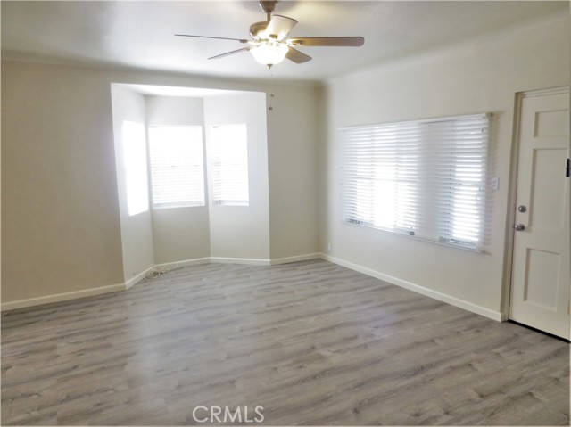 Detail Gallery Image 3 of 9 For 112 W Adele St #C1,  Anaheim,  CA 92805 - 2 Beds | 1 Baths