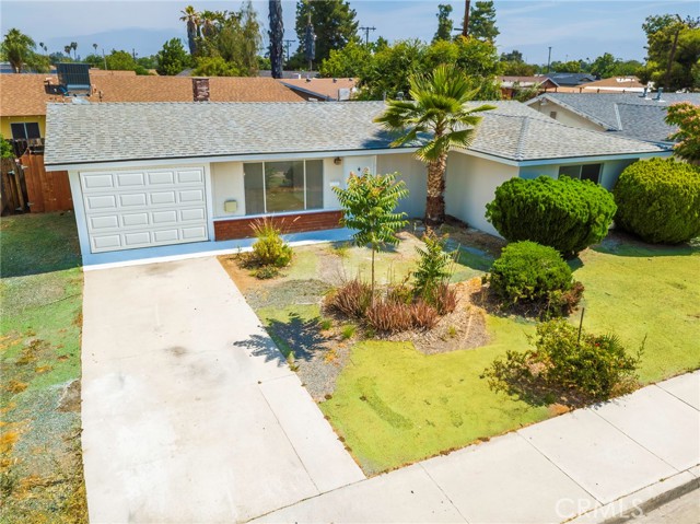 680 Barber Drive, Hemet CA: https://media.crmls.org/medias/ccb1db0d-6a8f-4102-a223-8882c19df8af.jpg