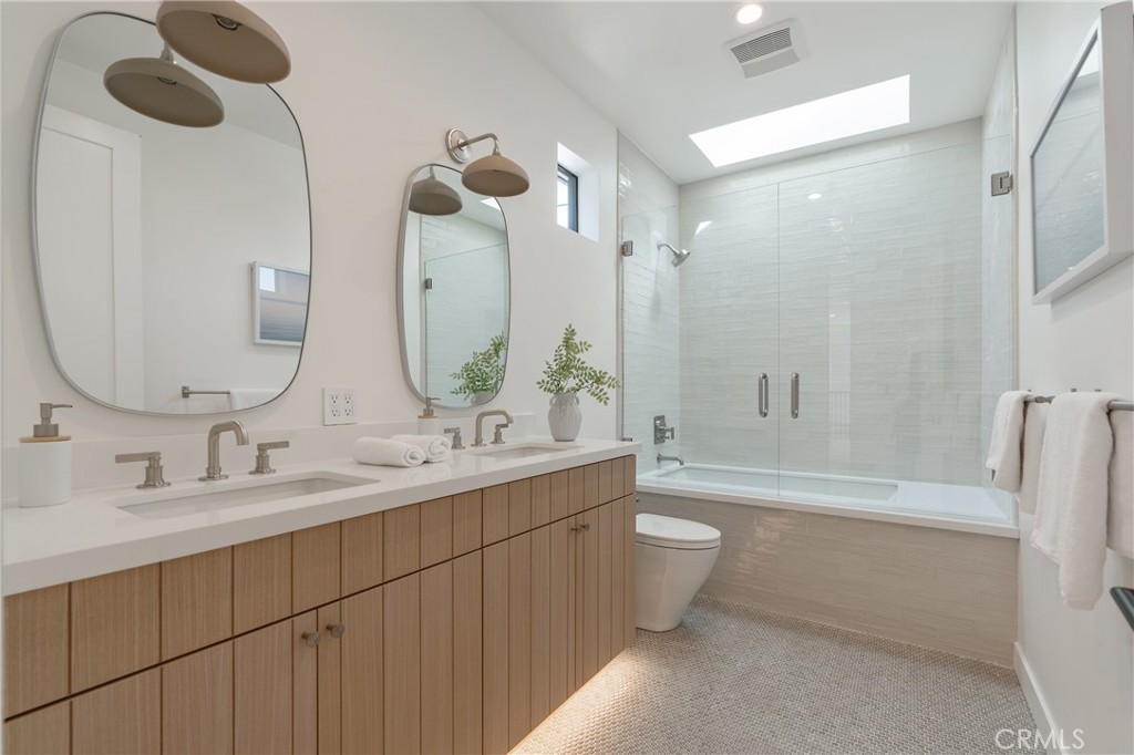 MLS #SB25265510 image #3