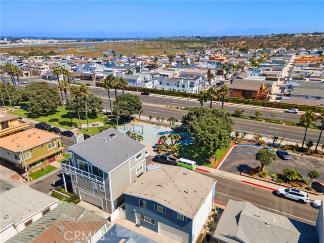 Detail Gallery Image 25 of 26 For 6507 Seashore Dr., Newport Beach,  CA 92663 - 4 Beds | 2 Baths