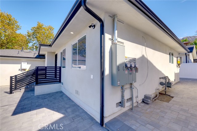 10902 Tujunga Canyon photo 22