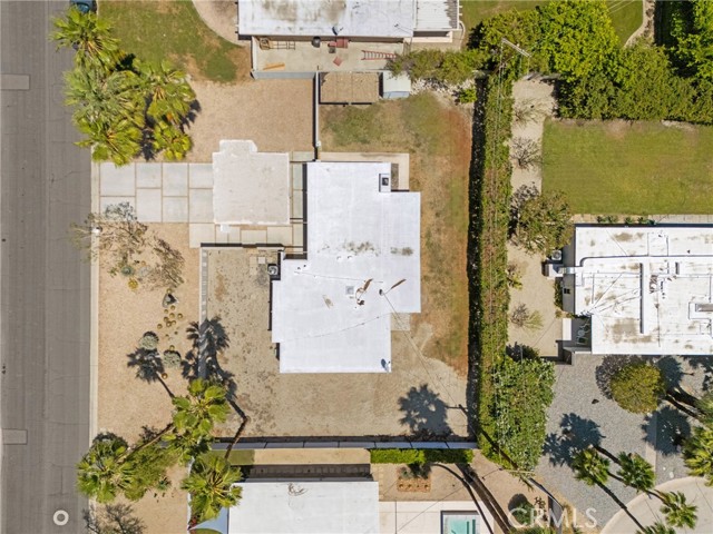 Detail Gallery Image 4 of 38 For 2719 E Plaimor Ave, Palm Springs,  CA 92262 - 3 Beds | 2 Baths