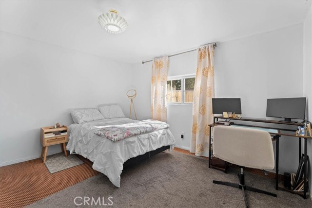 Detail Gallery Image 25 of 37 For 6902 Quakertown Ave, Winnetka,  CA 91306 - 5 Beds | 3 Baths