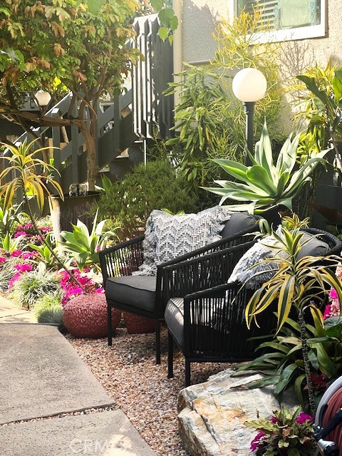 Detail Gallery Image 35 of 36 For 320 12th St #5,  Seal Beach,  CA 90740 - 2 Beds | 1/1 Baths