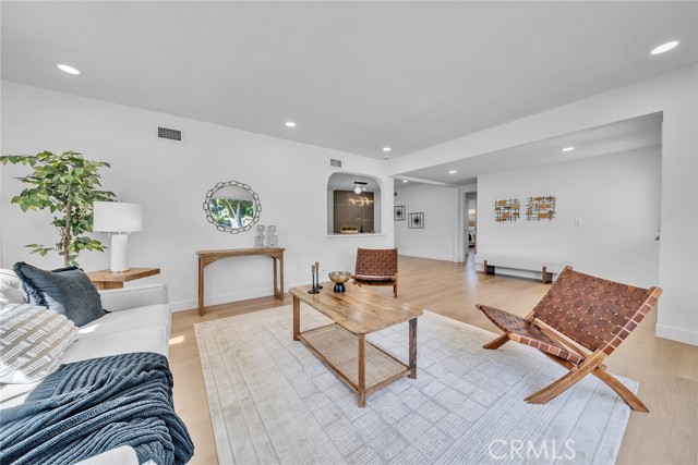 1321 S 8th Avenue, Arcadia CA: https://media.crmls.org/medias/ccb5fe11-4f70-4154-bb47-4d40292f7621.jpg