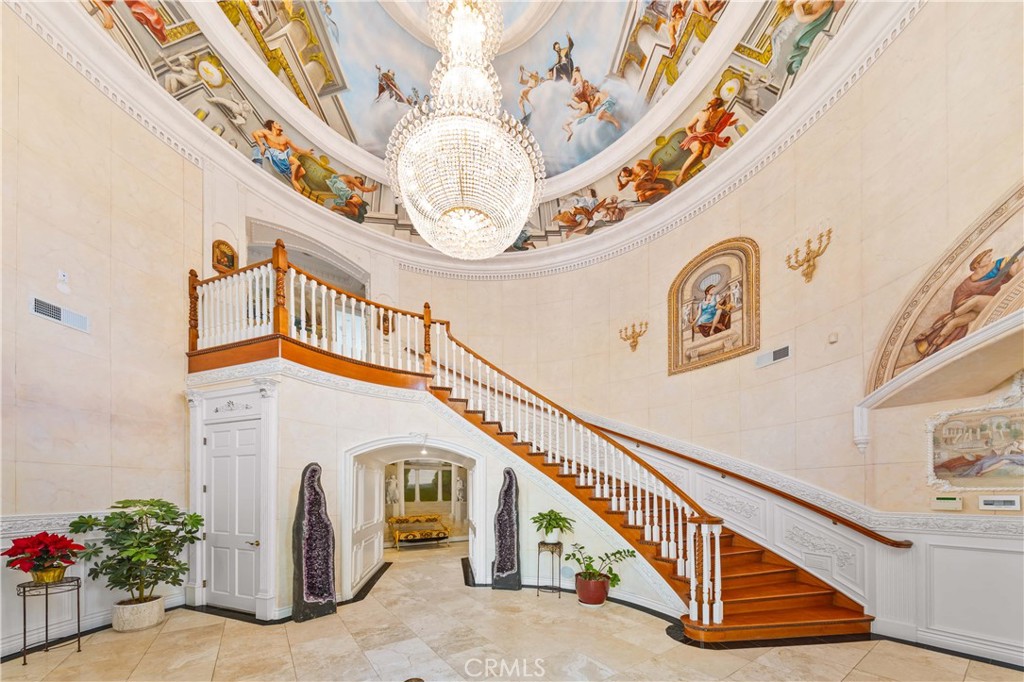 https://media.crmls.org/medias/ccb6108e-cd33-44af-8fc1-6264b03fb6a5.jpg?preset=X-Large
