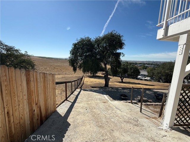 1312 Oak Ridge Way, Paso Robles CA: https://media.crmls.org/medias/ccb61f85-8835-461e-ba5f-ebdbb4eb395c.jpg