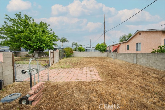 13122 Del Sur Street photo 6