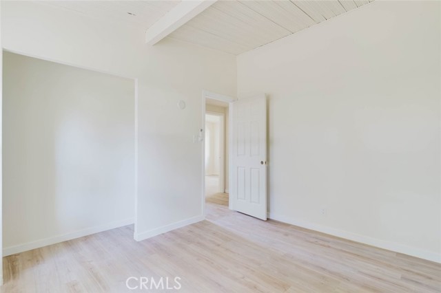 7704 Calvin Avenue photo 14