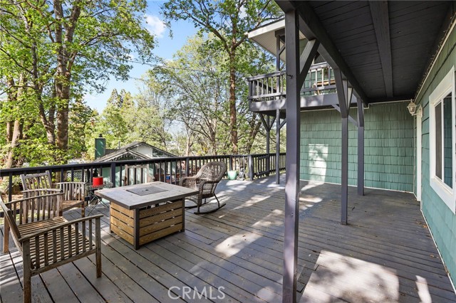 Detail Gallery Image 22 of 46 For 453 Davos, Crestline,  CA 92325 - 5 Beds | 2/1 Baths