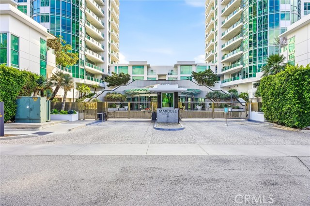 Detail Gallery Image 3 of 38 For 3131 Michelson Dr #1504,  Irvine,  CA 92612 - 3 Beds | 2/1 Baths