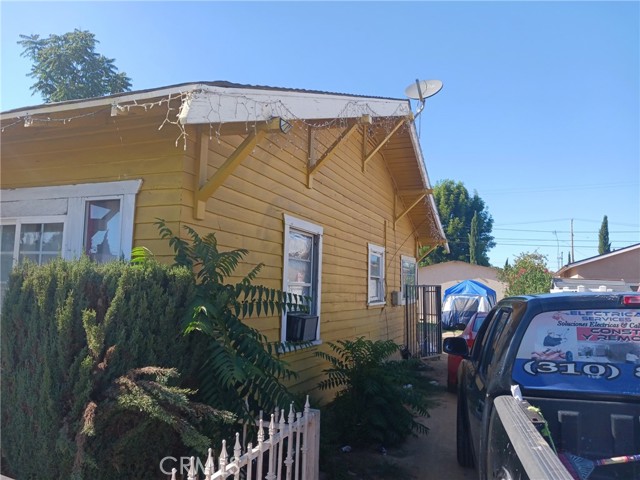 260 W 4th Street, Perris, CA, 92570 260 W 4th Street, Perris, CA, 92570