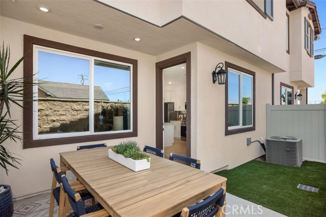 7027 Solara, Westminster CA: https://media.crmls.org/medias/ccb7d686-eb45-43ec-a0ca-0c5bf5ba60e8.jpg