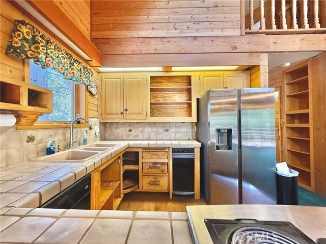 Detail Gallery Image 17 of 34 For 1812 Bernina Dr, –,  CA 93222 - 4 Beds | 2 Baths
