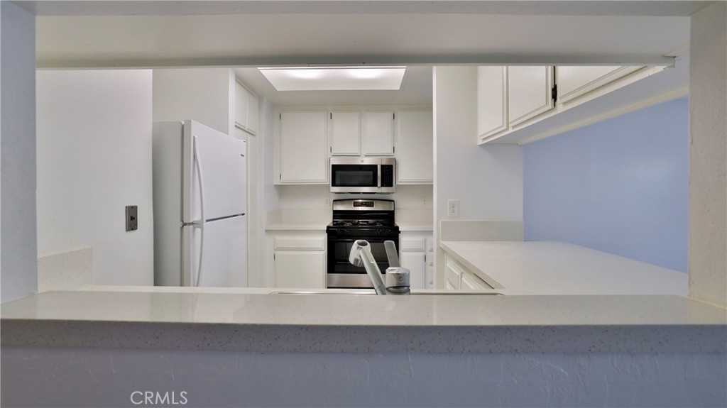 MLS #CV26137139 image #9