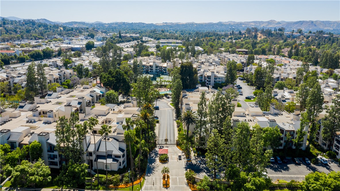 Detail Gallery Image 22 of 26 For 21500 Burbank Bld #107,  Woodland Hills,  CA 91367 - 1 Beds | 1 Baths