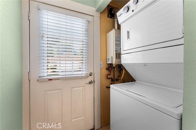 Detail Gallery Image 14 of 32 For 4390 Edgewood, Riverside,  CA 92506 - 2 Beds | 2 Baths