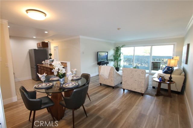 601 Prospect Avenue, Redondo Beach, California 90277, 2 Bedrooms Bedrooms, ,2 BathroomsBathrooms,Residential,Sold,Prospect,SB21177867