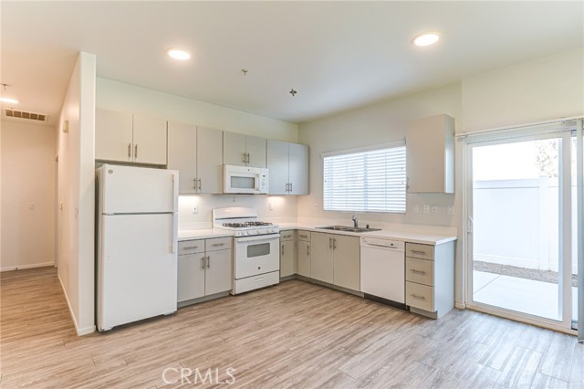 Detail Gallery Image 13 of 24 For 13177 Edgemont #11,  Moreno Valley,  CA 92553 - 2 Beds | 2 Baths