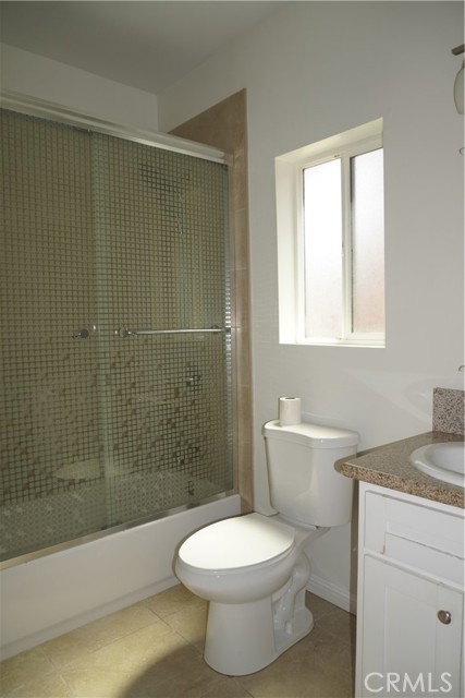 Detail Gallery Image 14 of 20 For 5611 Lemon, Long Beach,  CA 90805 - 3 Beds | 2 Baths