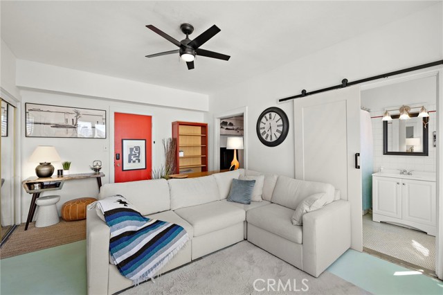 Detail Gallery Image 2 of 13 For 10 Atlantic #704,  Long Beach,  CA 90802 - 0 Beds | 1 Baths