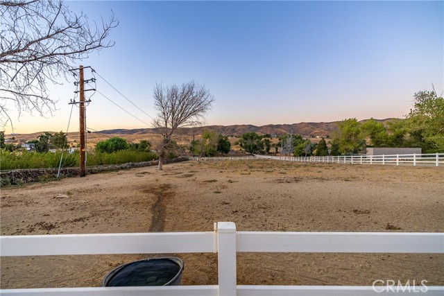 Detail Gallery Image 51 of 62 For 10010 Leona Ave, Leona Valley,  CA 93551 - 4 Beds | 3 Baths