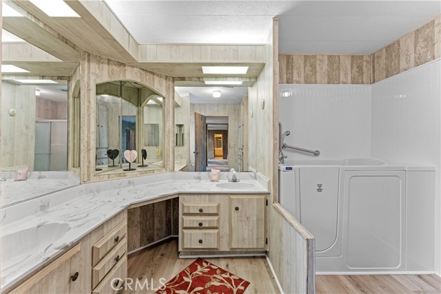 Detail Gallery Image 18 of 31 For 69500 Poolside, Desert Hot Springs,  CA 92241 - 2 Beds | 2 Baths