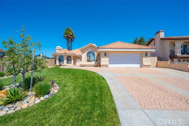 Detail Gallery Image 1 of 37 For 1015 Butterfly Ct, Santa Maria,  CA 93455 - 3 Beds | 2 Baths