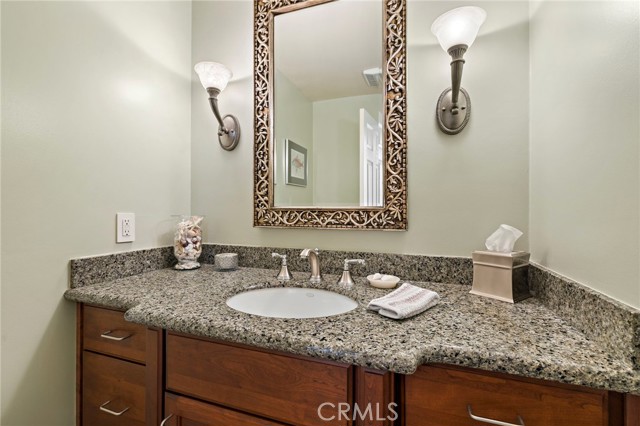 Detail Gallery Image 33 of 51 For 25 Lucerne St, Newport Beach,  CA 92660 - 3 Beds | 2/1 Baths