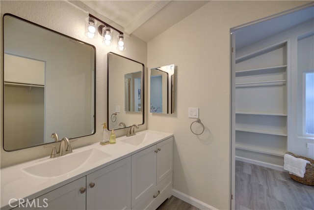 37 Via Santa Barbara, Paso Robles CA: https://media.crmls.org/medias/ccbc34be-01ea-4911-97f0-4747c95746c4.jpg
