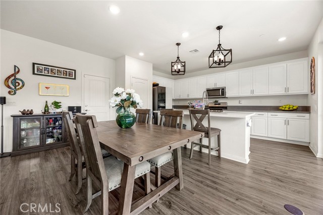 Detail Gallery Image 14 of 48 For 11612 Alton Dr, Corona,  CA 92883 - 3 Beds | 2/1 Baths