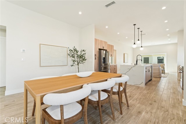 Detail Gallery Image 11 of 29 For 422 Almond Ave, Monrovia,  CA 91016 - 5 Beds | 4 Baths