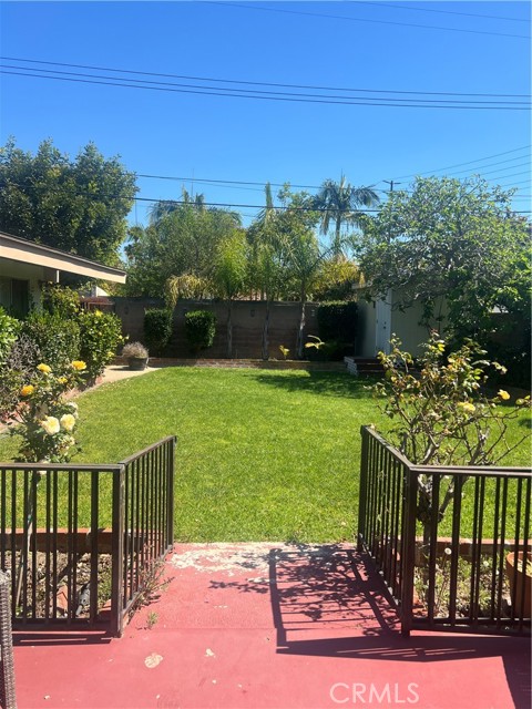 Image 3 of 45 For 6732 Wooster Avenue