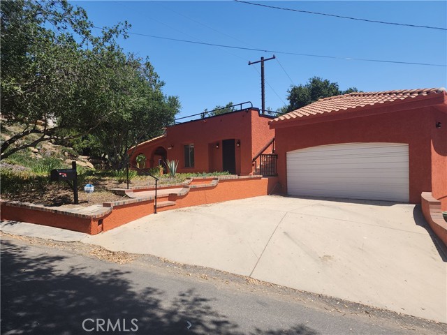 7846 Lilac Lane, Simi Valley CA: https://media.crmls.org/medias/ccbf3988-774e-455a-9bf2-7eadf8ff75bf.jpg