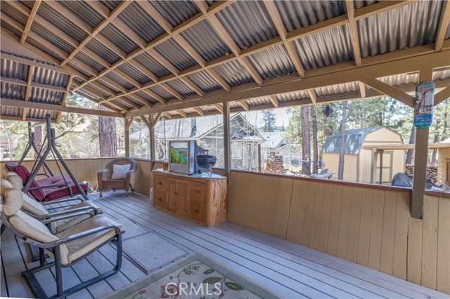Detail Gallery Image 20 of 40 For 39791 Forest, Big Bear Lake,  CA 92315 - 3 Beds | 2 Baths