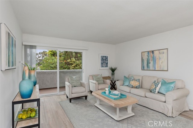 Detail Gallery Image 1 of 39 For 2119 via Puerta #O,  Laguna Woods,  CA 92637 - 1 Beds | 1 Baths
