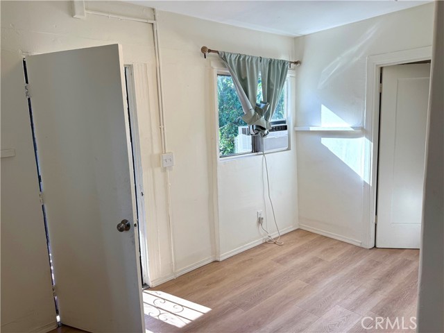 Detail Gallery Image 5 of 16 For 2431 Michigan Ave, Los Angeles,  CA 90033 - 1 Beds | 1 Baths