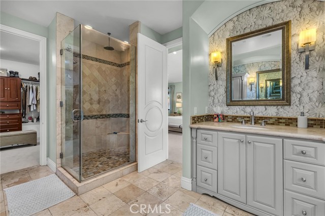 1036 Avenue C, Redondo Beach, California 90277, 5 Bedrooms Bedrooms, ,4 BathroomsBathrooms,Residential,For Sale,Avenue C,SB26075417