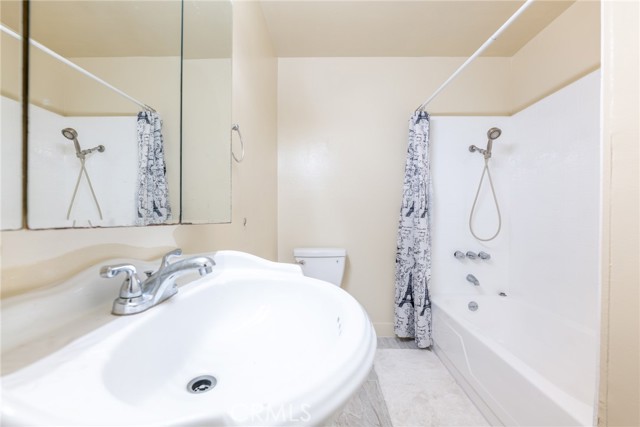 Detail Gallery Image 35 of 43 For 8804 Valley View St #C,  Buena Park,  CA 90620 - 2 Beds | 1/1 Baths