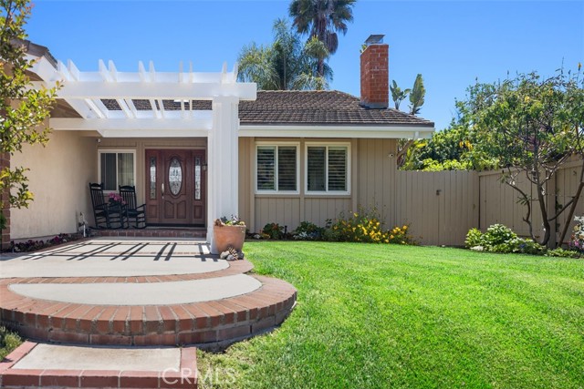 26536 Morena Drive, Mission Viejo CA: https://media.crmls.org/medias/ccc167e5-60e6-41b4-8cc7-fb25d871b3b8.jpg