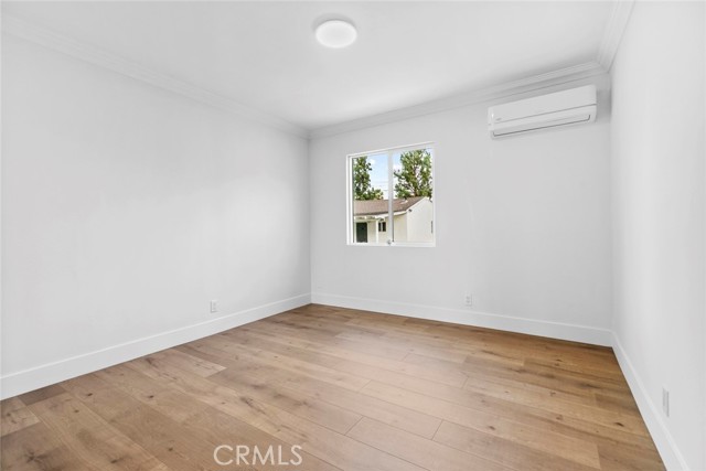 Detail Gallery Image 16 of 28 For 10450 Balboa, Granada Hills,  CA 91344 - 3 Beds | 2 Baths