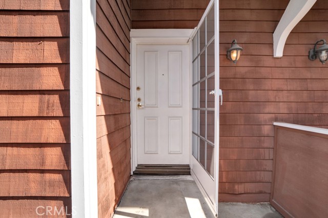 Detail Gallery Image 7 of 34 For 19431 Sherman Way #10,  Reseda,  CA 91335 - 2 Beds | 2/1 Baths