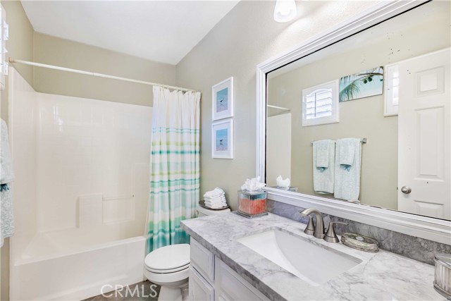 17 Ponte Brava, Lake Elsinore CA: https://media.crmls.org/medias/ccc2bc18-aa01-4f7f-8a76-4bad5ae6d70c.jpg