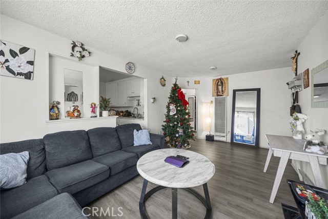 Detail Gallery Image 9 of 29 For 2016 Gates St, Los Angeles,  CA 90031 - – Beds | – Baths