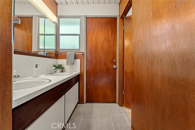 Detail Gallery Image 33 of 56 For 1074 N Granada, Orange,  CA 92869 - 5 Beds | 2 Baths