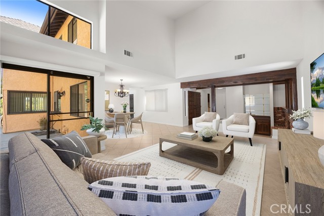 Detail Gallery Image 12 of 48 For 2053 Fullerton Rd, La Habra Heights,  CA 90631 - 4 Beds | 3 Baths